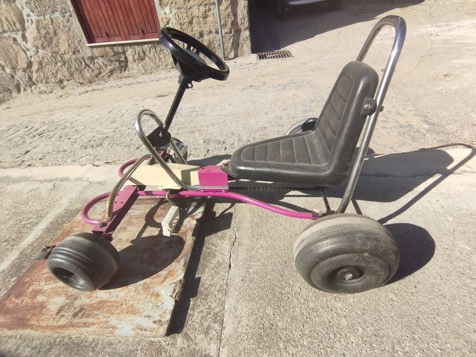 Carrinho pedais antigo sobrinca