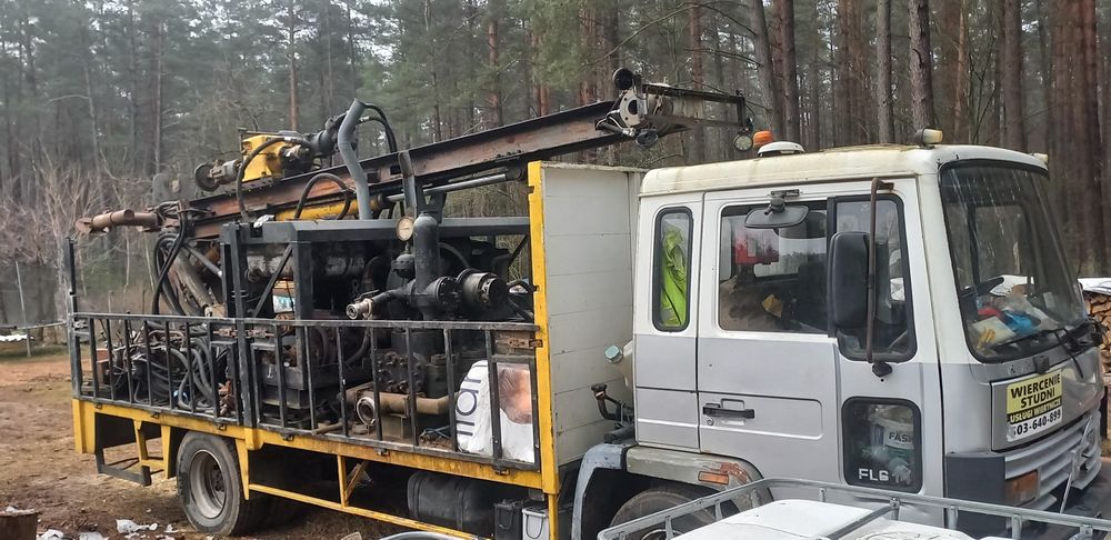 Wiertnica URB do studni głębinowych I pomp ciepła  Volvo FL 614