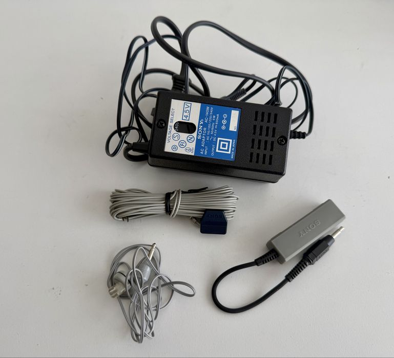 Rádio Sony ICF-2001D impecável