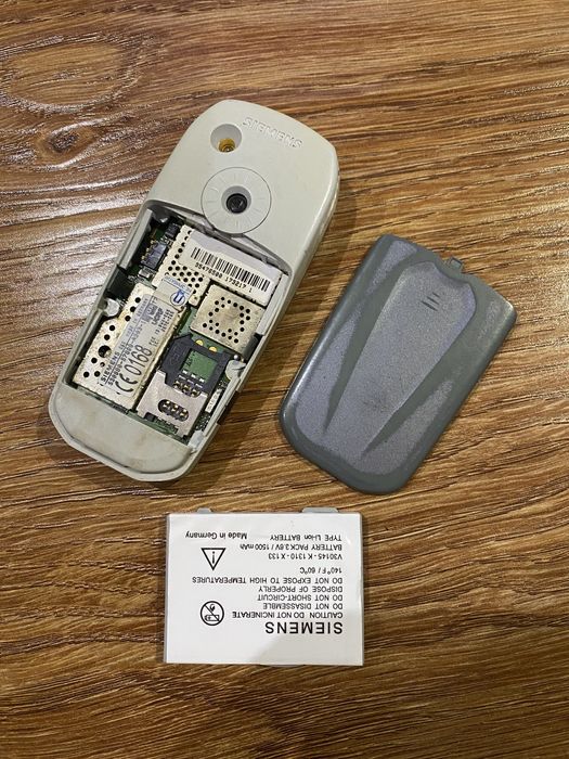 Мобильный телефон Siemens c65