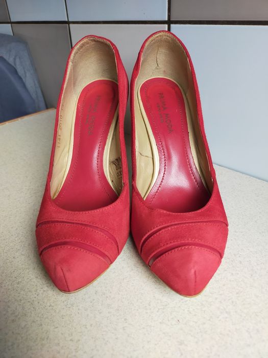 Szpilki damskie Vero Gomma 35/23cm czerwone zamszowe jak nowe