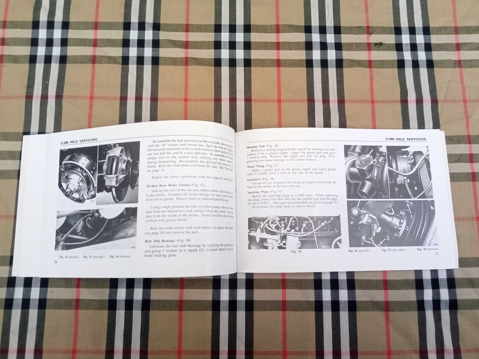 Triumph TR4 - Handbook