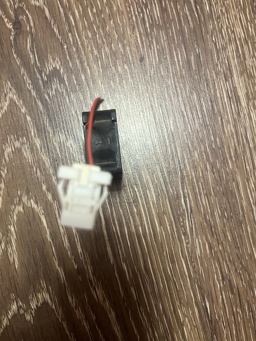 Вентилятор фари Tesla model 3, model Y 1077371