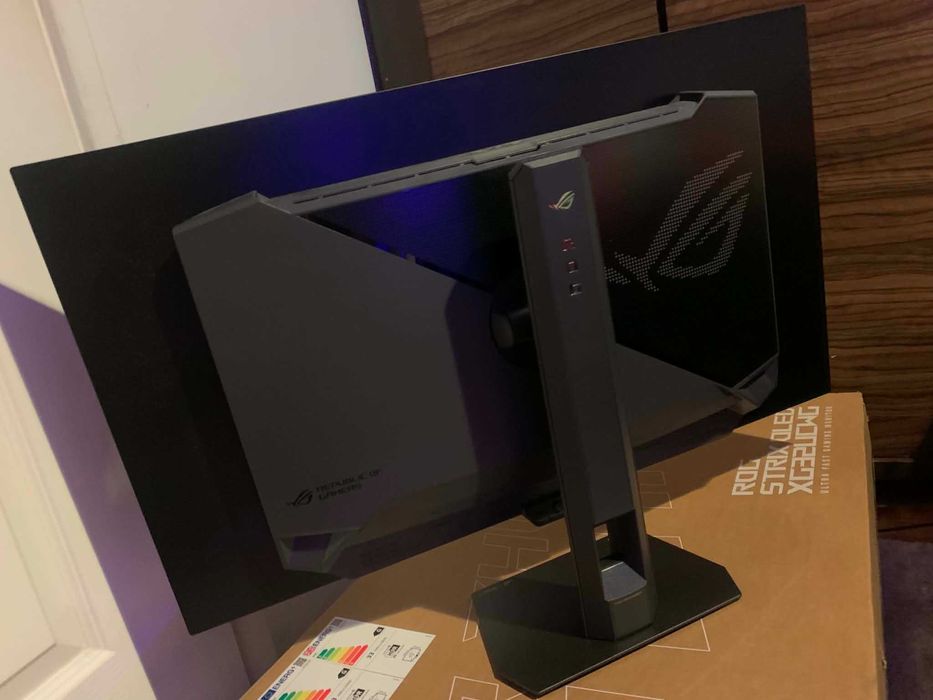 Monitor OLED ASUS ROG Strix XG32UCWG 31.5"4K 165HZ/FHD 330HZ.