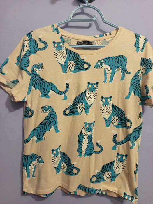 Продам футболки, свитшот,туника