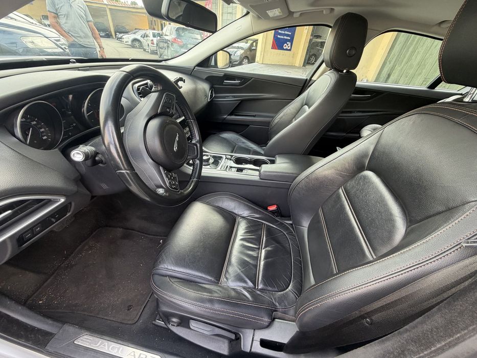 Jaguar XE E-Performance Auto. Prestige515867470987929605