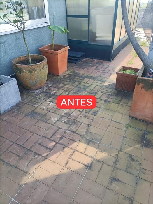 Limpeza de terraços muros passeios e fachadas telhados e caleiras
