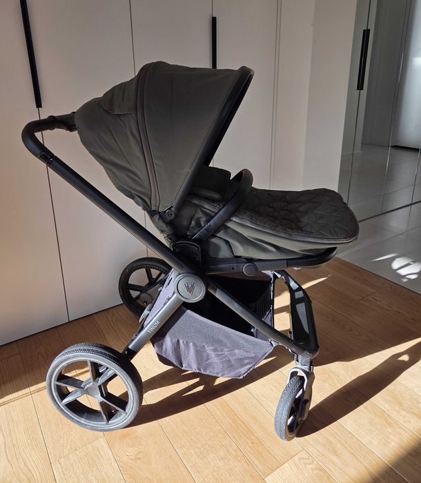 Sprzedam wózek Venicci Tinum Edge, kolor moss