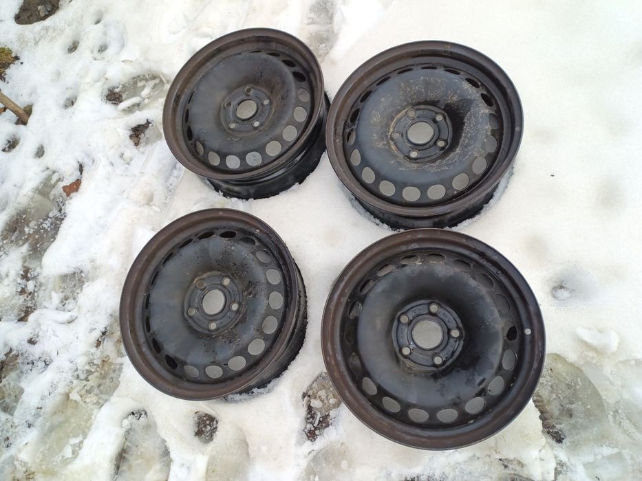 felgi stalowe 16 WAG
6,5Jx16H2
Et 44