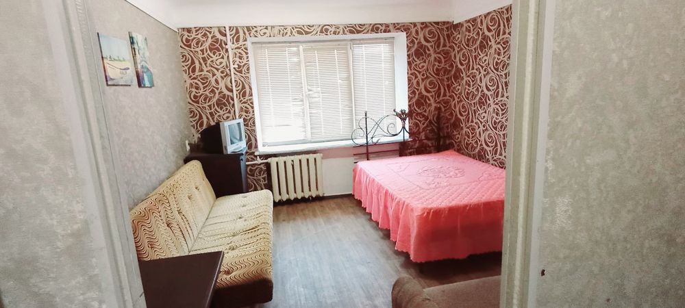 Сдам квартиру посуточно.Самолет