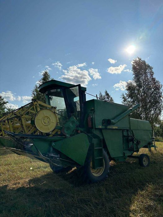 Комбайн John Deere 952