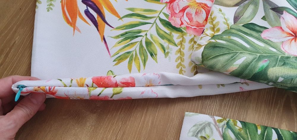 Komplet poszewek na poduszki balkonowe