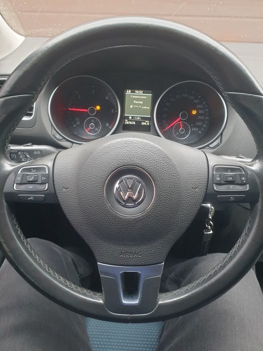 Продам GOLF 6   1,6 TDI