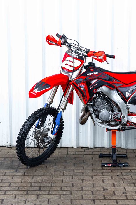 HONDA CR 125 FMF ATÉ 46€/MÊS