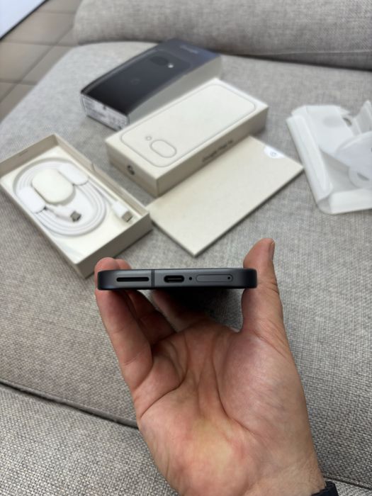 Google Pixel 9a 8/128GB