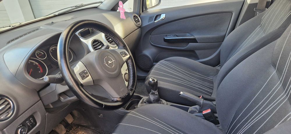 Opel Corsa 1.2 gasolina