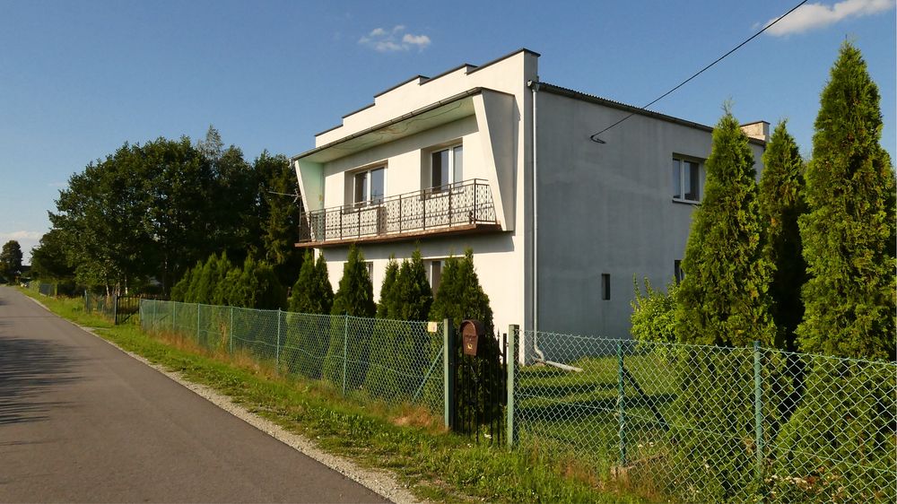 Duży dom jednopiętrowy ok. 200 m² | Działka 1351 m2 | Bobrowniki, gm. Grabów nad Prosną