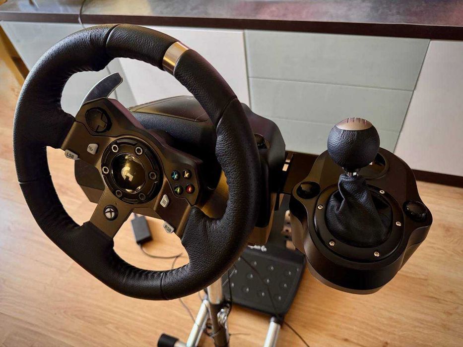 Logitech G920 + Shifter + Wheel Stand Pro Deluxe V2 – KOMPLET