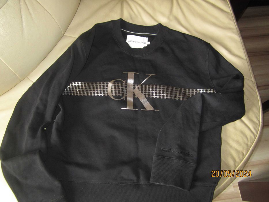 Czarna bluza damska rozmiar S