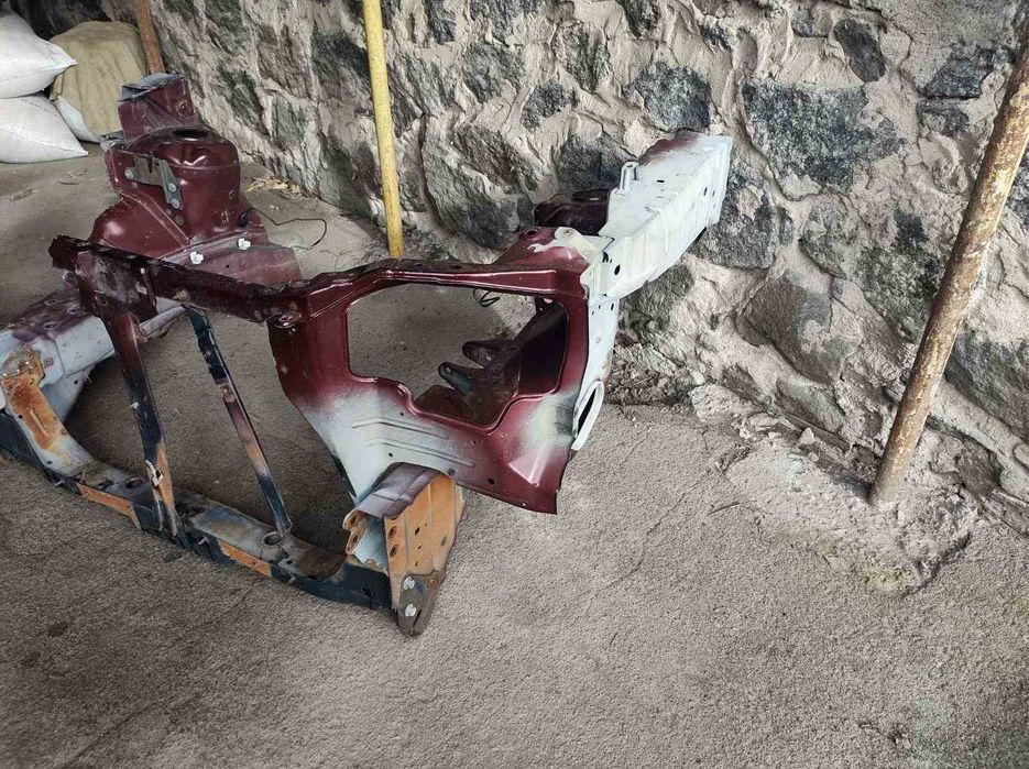 Частина кузову до Ніссан Х-трейл 2003