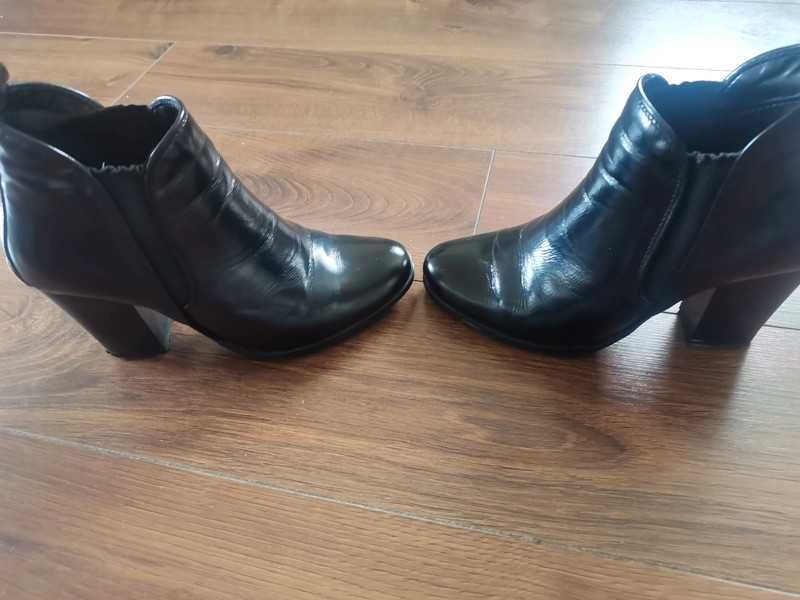 Buty skórzane Lasocki r 35