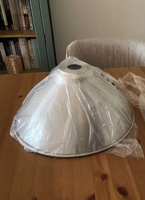 Vendo candeeiro de teto NOVO - IKEA (gama FOTO)