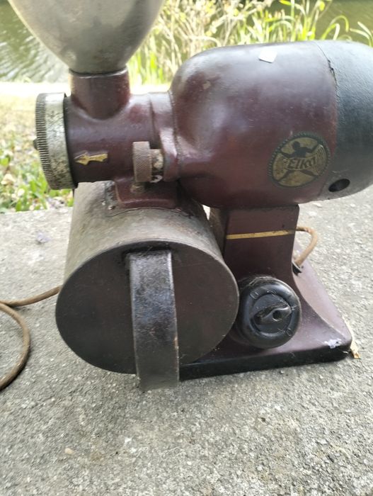 Moinho de café antigo