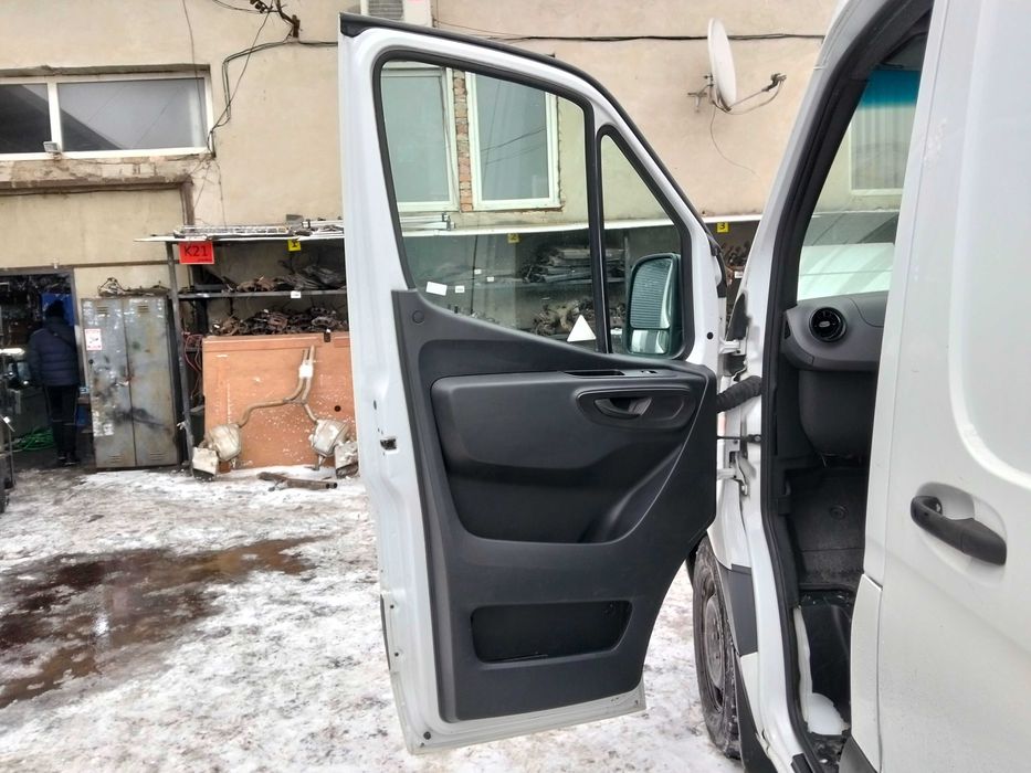 Разборка Mercedes Sprinter W907 Мереседес Спринтер 907 Двигун Мост КПП