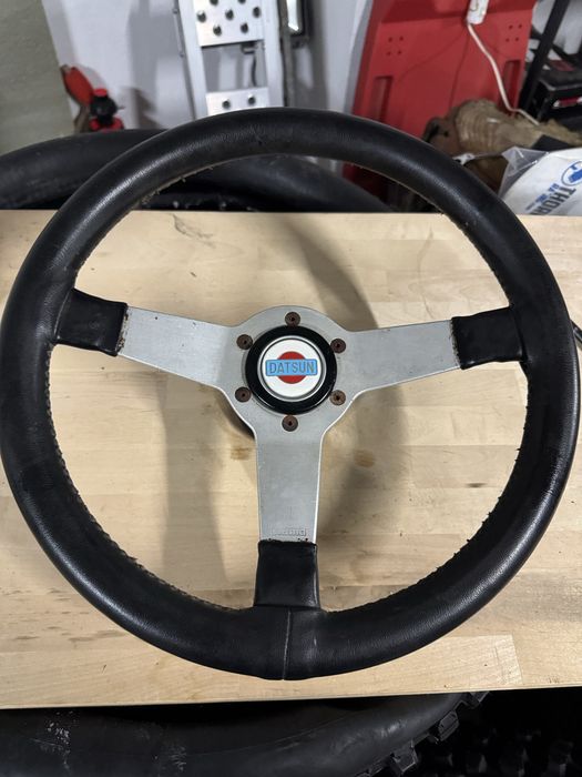 Volante Momo M 20340 Datsun 35cm