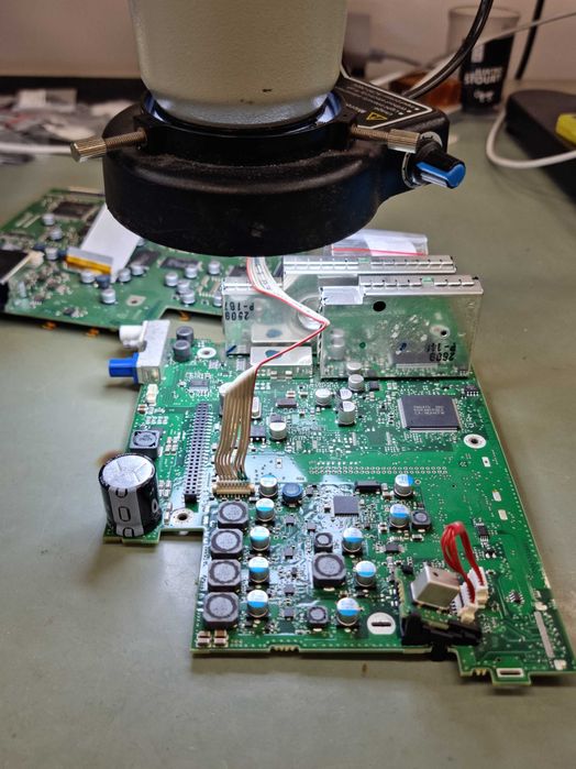 TESLA Model S Model X Naprawa Ekranu MCU Poznań Swarzędz