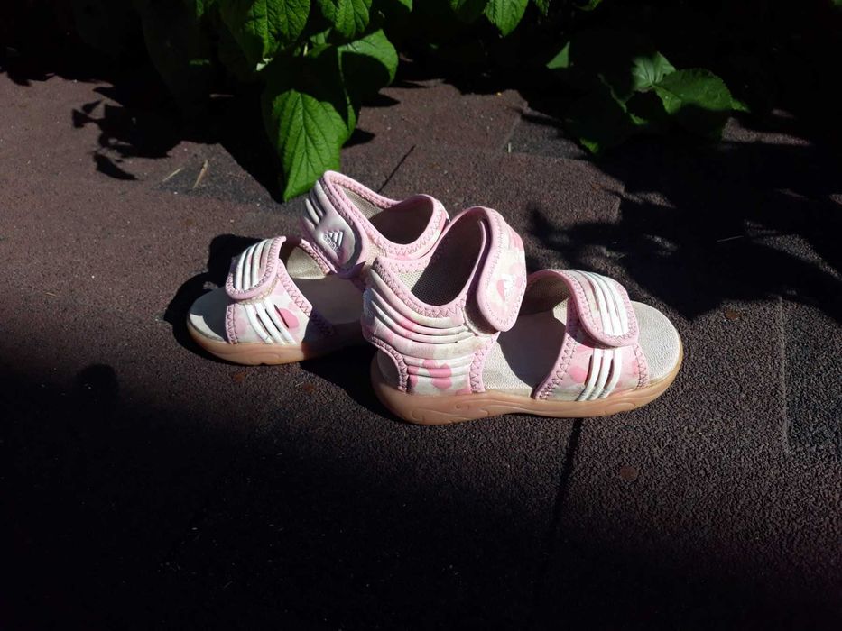 Босоножки, сандалии на девочку Adidas (Адидас), р.22 ст.14.3см! Отл.
