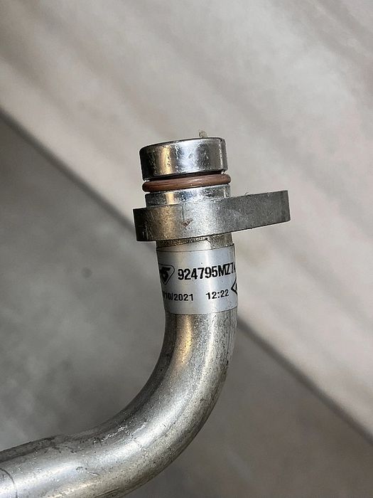 Przewod Klimatyzacji Renault Megane V 5 E-Tech Mz5A Mz7A