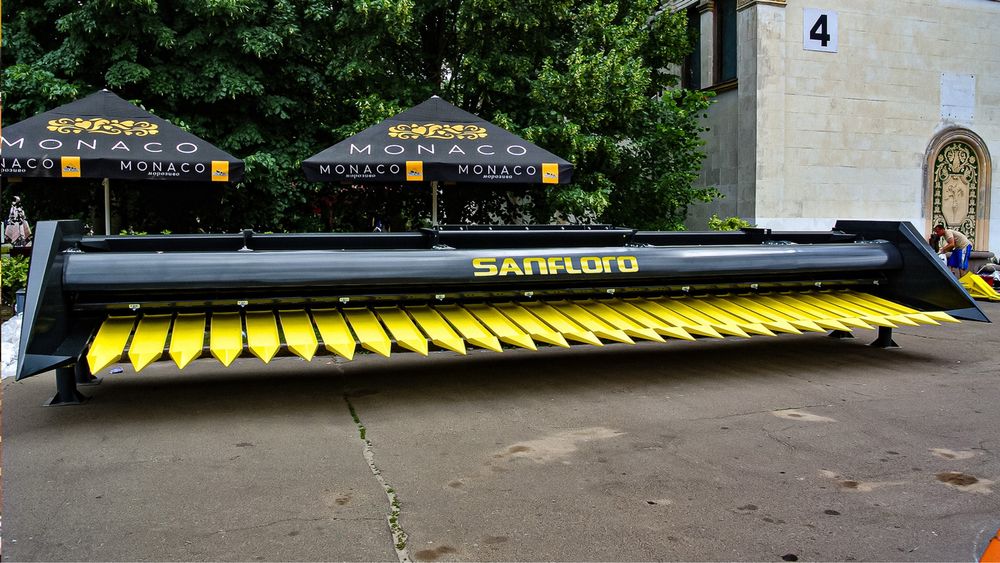 Жатка соняшникова безрядкова ЖСБ-9,2