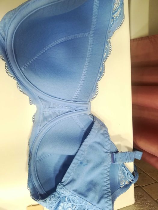 biustonosz Triumph Amourette 85g niebieski