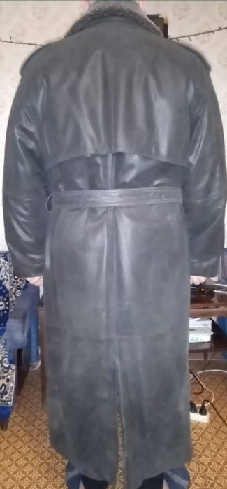 Продам чоловіче плащ-пальто із натуральної шкіри