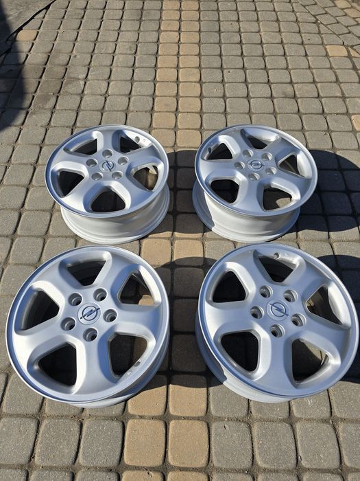 Alufelgi Renault Trafic Vivaro 5x118 r16