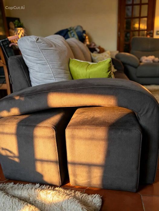 Conjunto sofa e puff