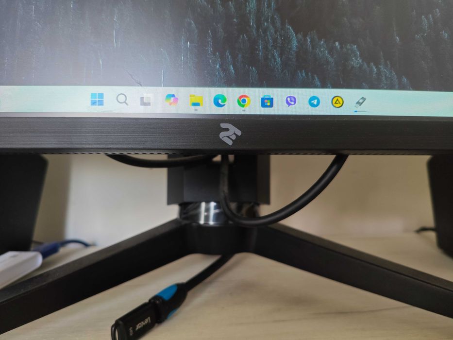 Монітор 2E D3220B 31,5" (2E-D3220B-01.UA)