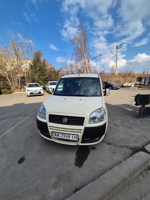Продам авто Фіат Добло 2008 року