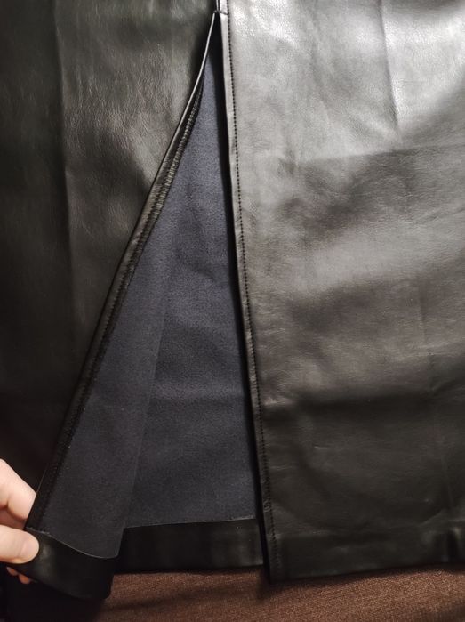 Шкіряна спідниця Mohito