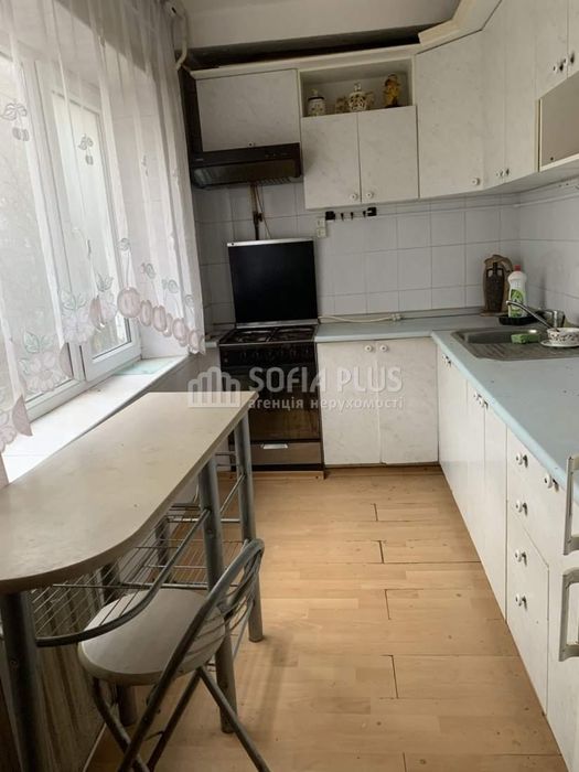 Срочно! 3к, Мрии 22д, недорого