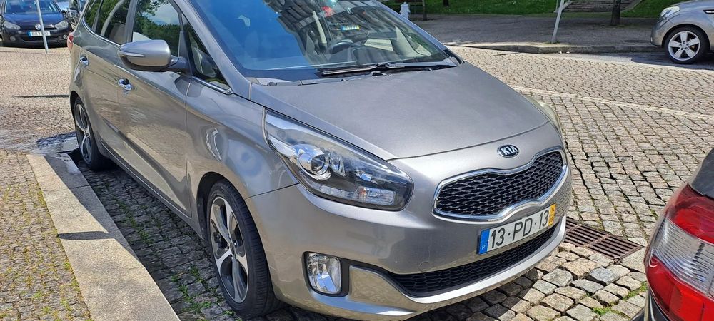 Kia Carens 1.7 CRDi ISG TX