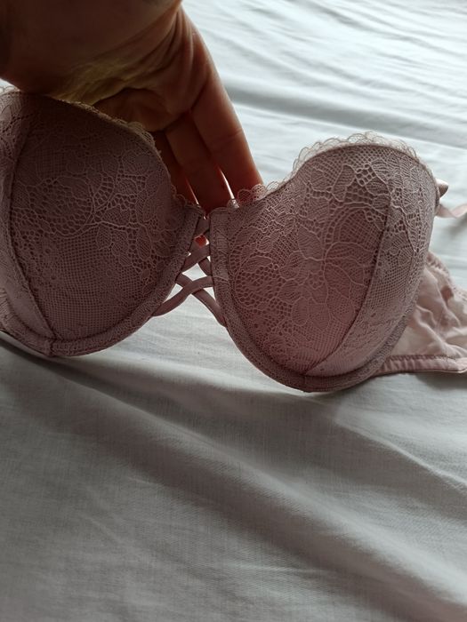 H&M 75C bardotka pudrowy róż