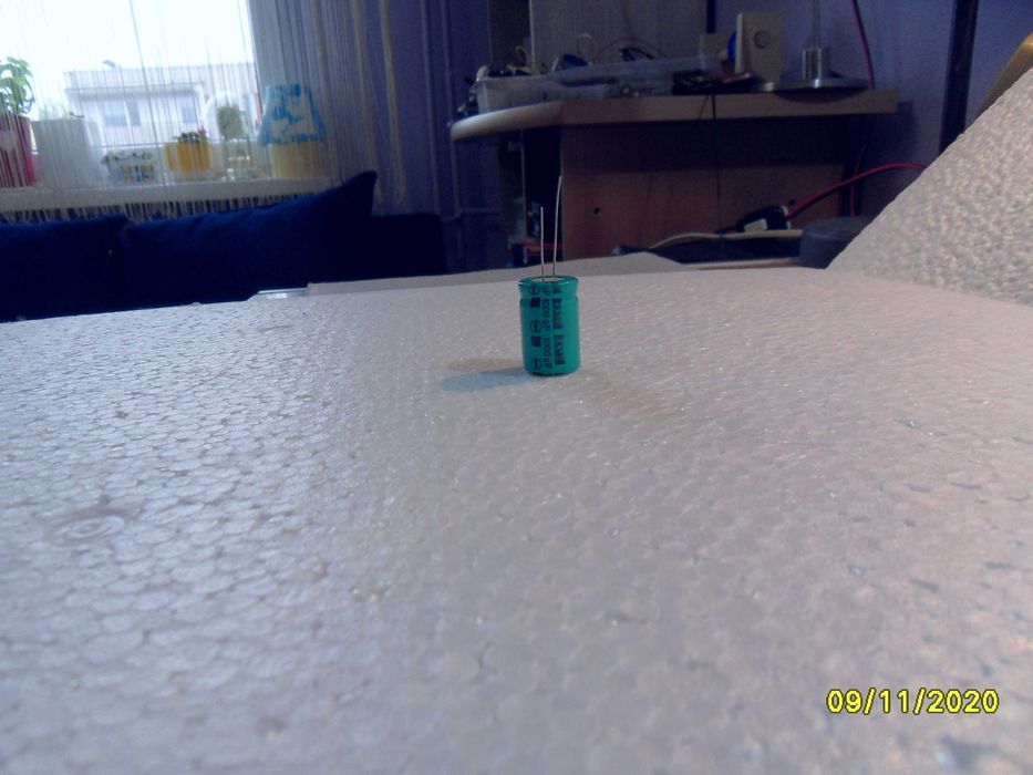 Kondensator elektrolityczny 1000uF/16V,2200uF/16V,2200uF/16V i inne