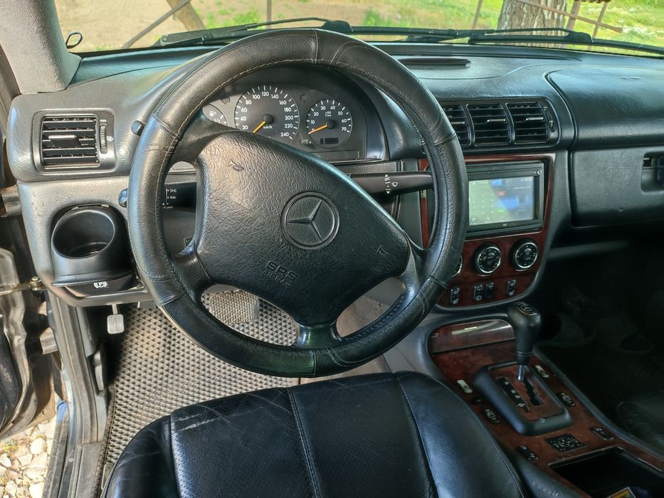 Мерседес МЛ 163 3.2 газ/бенз