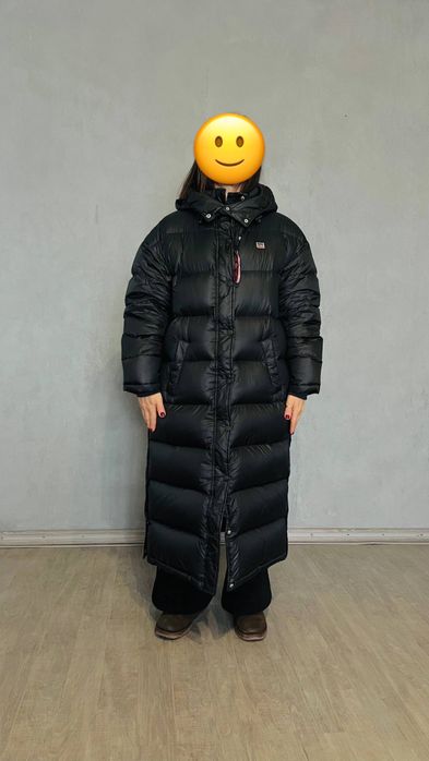 Жиночий пуховик від легендарного бренду Levi's