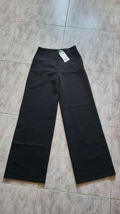 Calças largas, NOVAS com etiqueta, da C&A