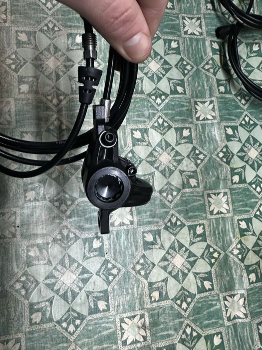 Гальма Avid Elixir 5 , magura