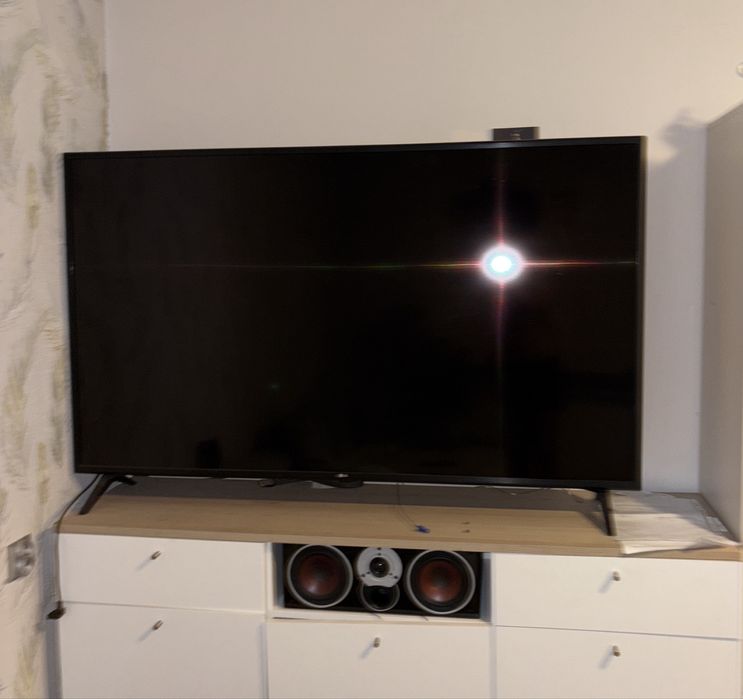 Telewizor LG 60 cali