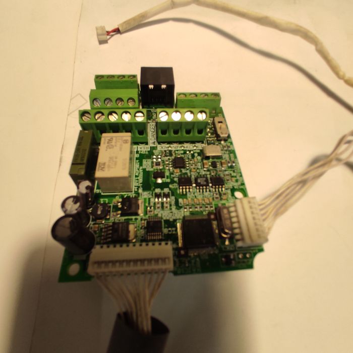 Запчастини частотний перетворювач Schnaider Altivar 31